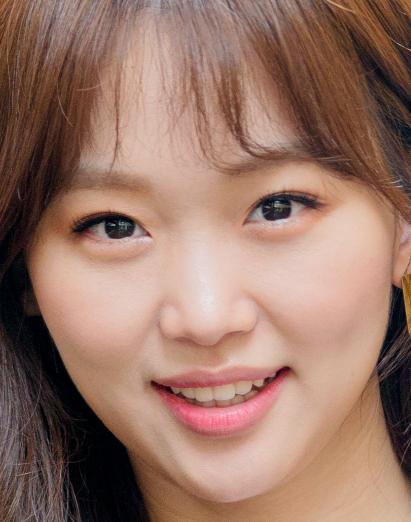 진기주