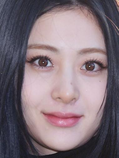 허윤진