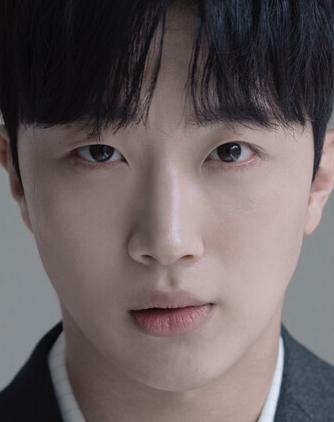 김명준