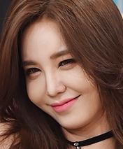 강예빈