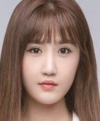 김유라