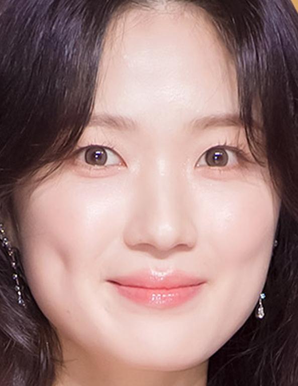 김혜윤