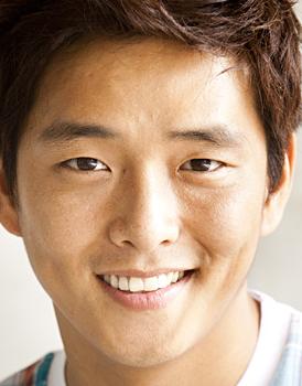 김동윤