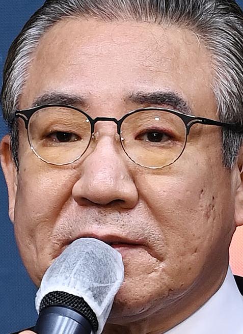 정한용
