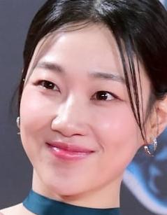 하윤경