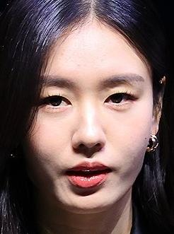 안은진