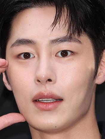 이재욱