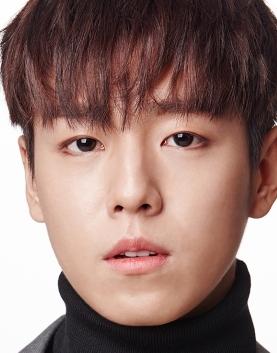 이현우