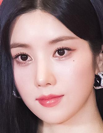 권은비
