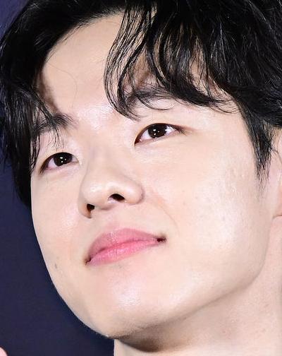 김동휘