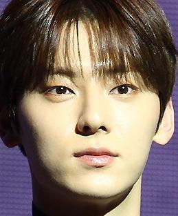 황민현