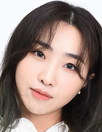공민지