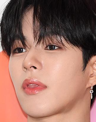 윤재혁