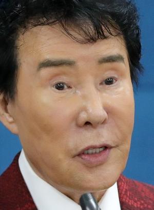 송대관