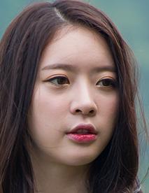 아영