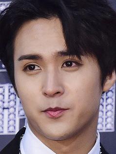 손동운
