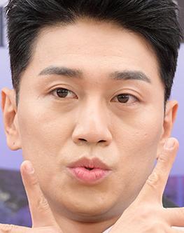 김경욱