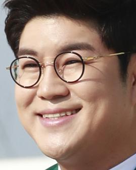 박구윤